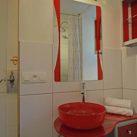Vila With Private Terrace In Artigat, Cleaning Included Artigat