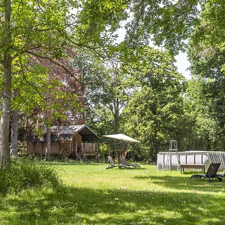 Vila With Private Terrace In Artigat, Cleaning Included *